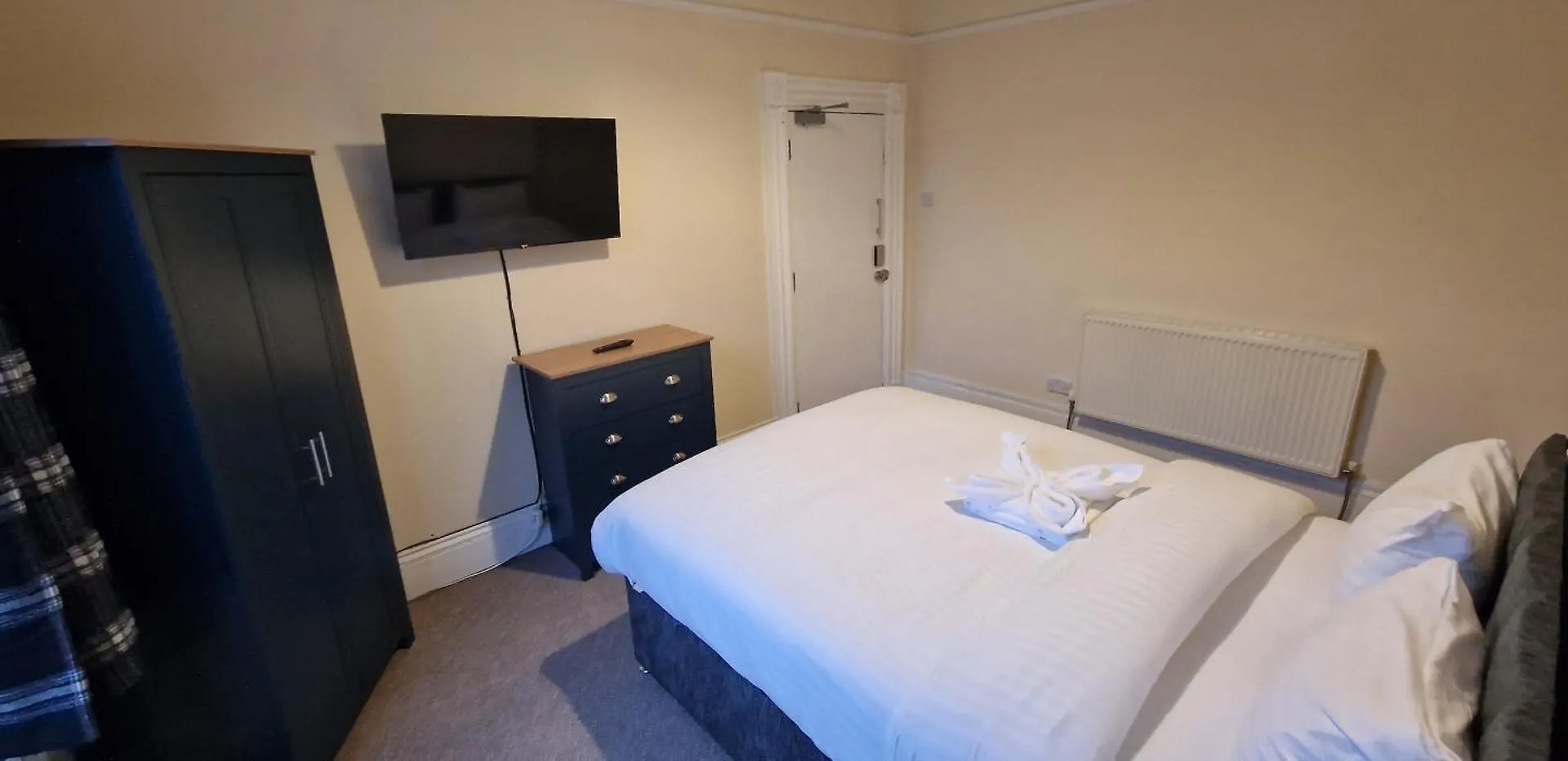Quick Roomz Wakefield 0*,